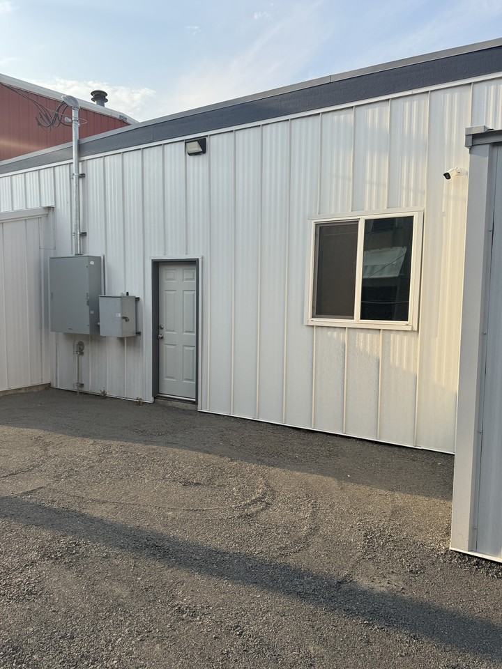 5324 East Sharp Avenue #1 - Photo 6 of 34