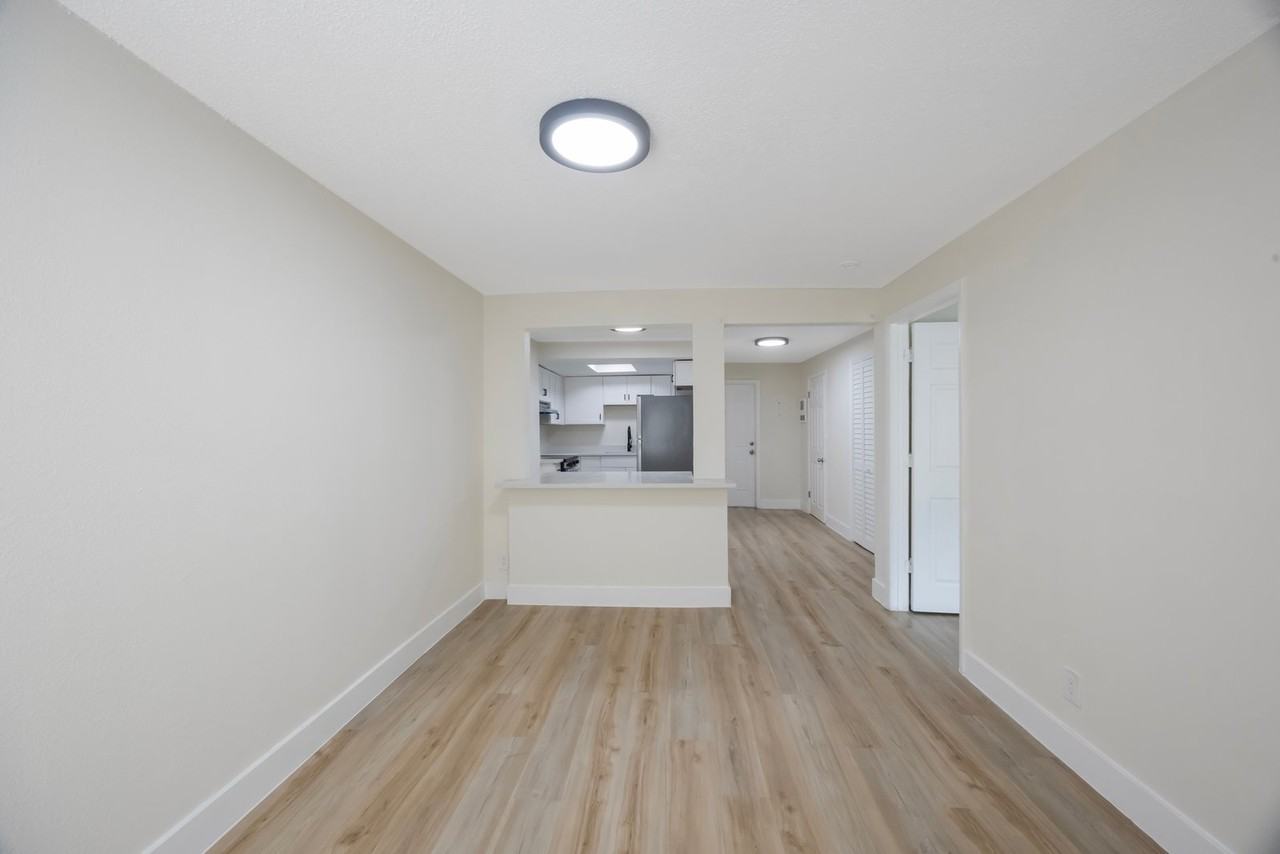 2753 53rd Avenue North #C - Photo 5 of 10