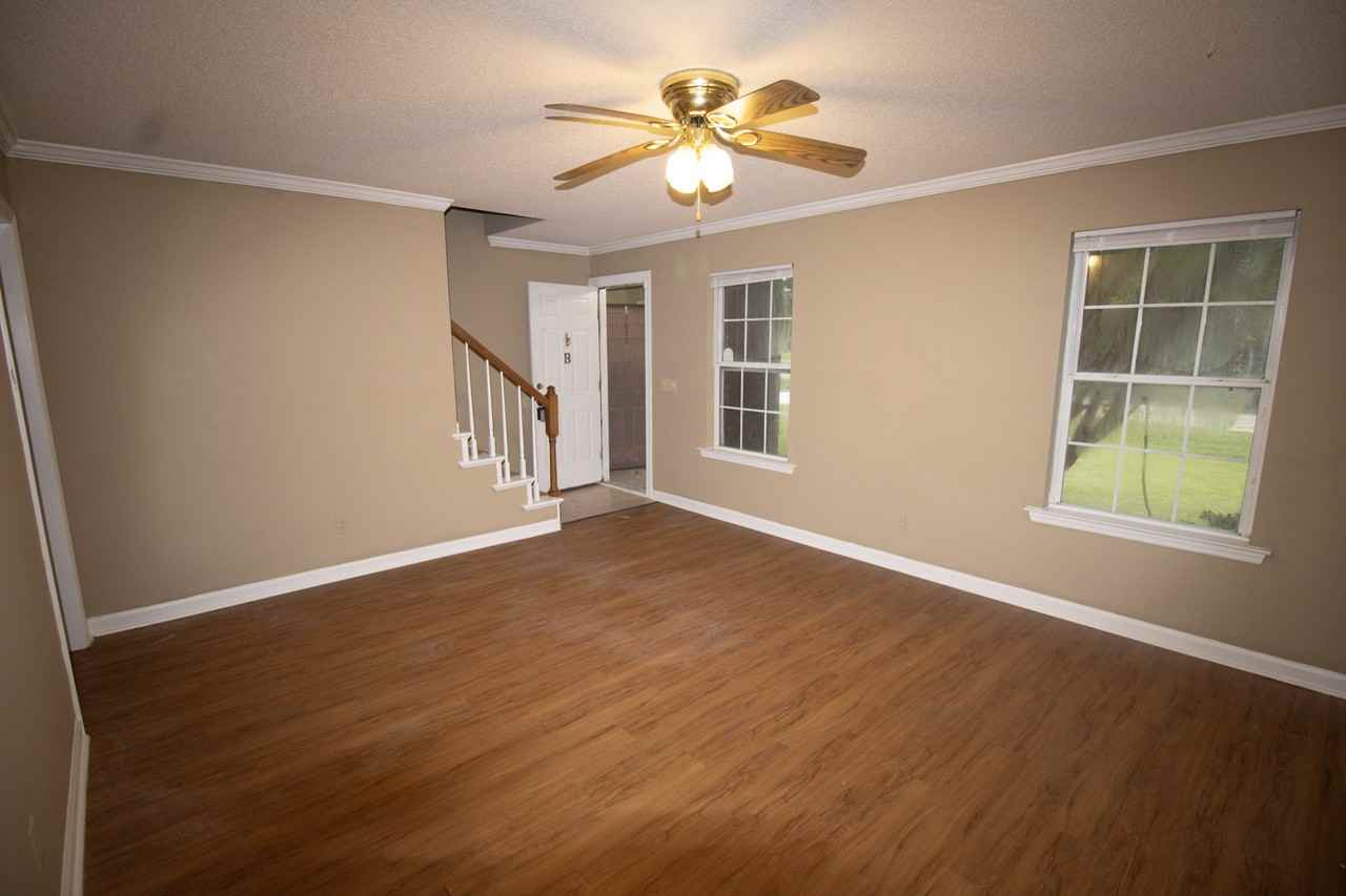 1610 Drayton Lane #B - Photo 3 of 10