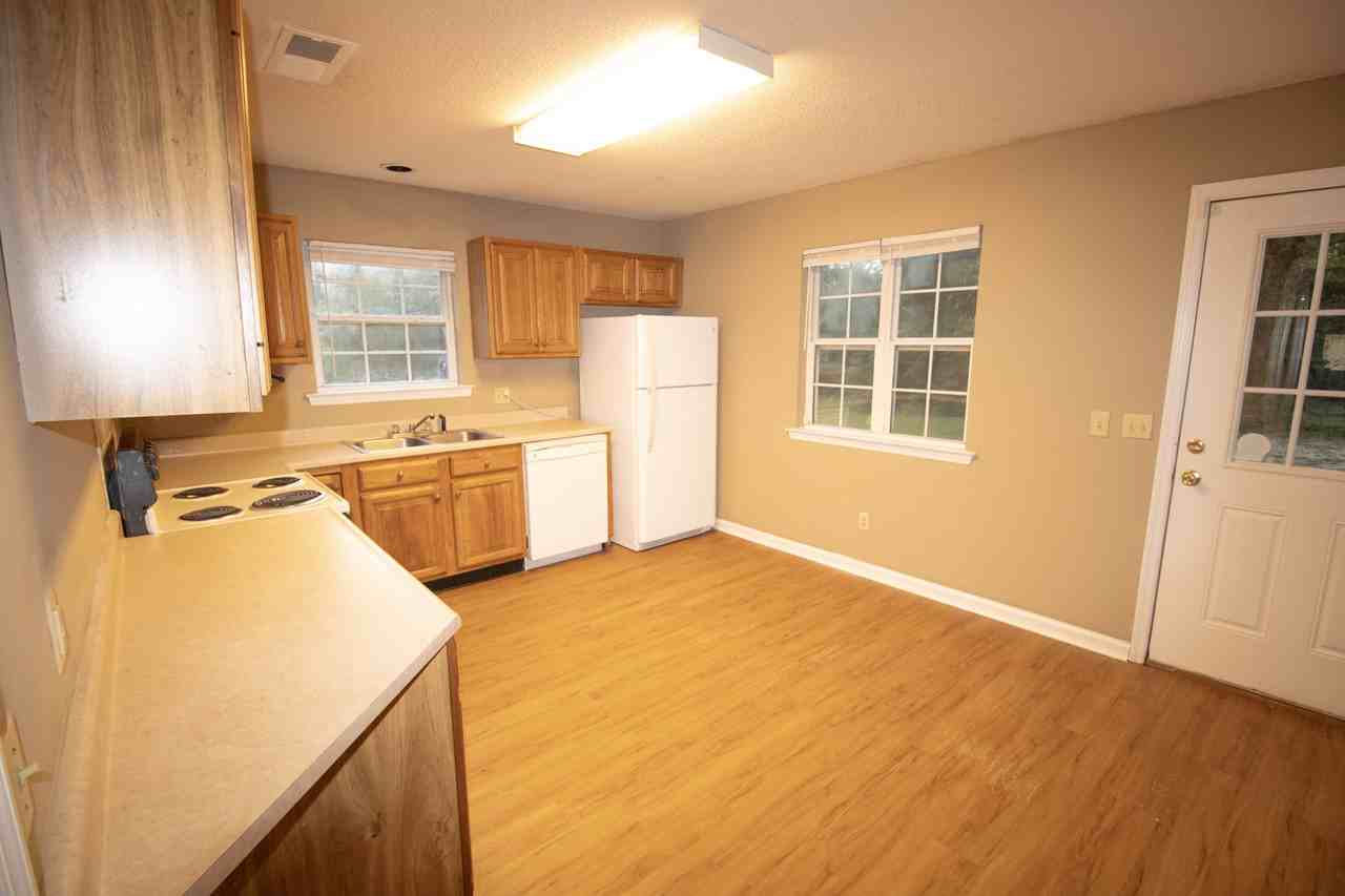 1610 Drayton Lane #B - Photo 4 of 10