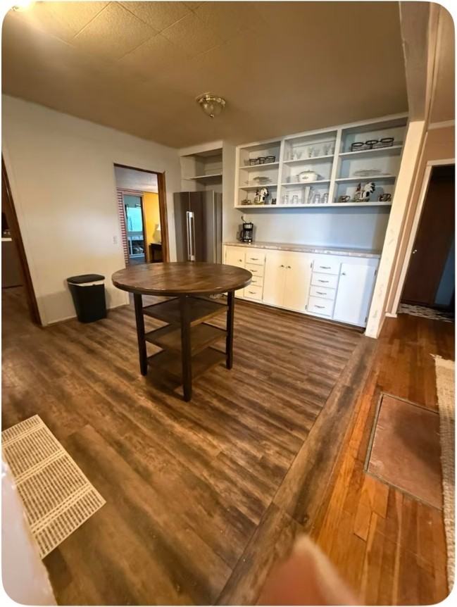 708 N Rio St #1 - Photo 3 of 11