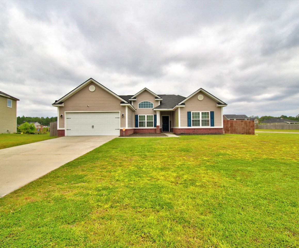 452 Huntington Drive #1