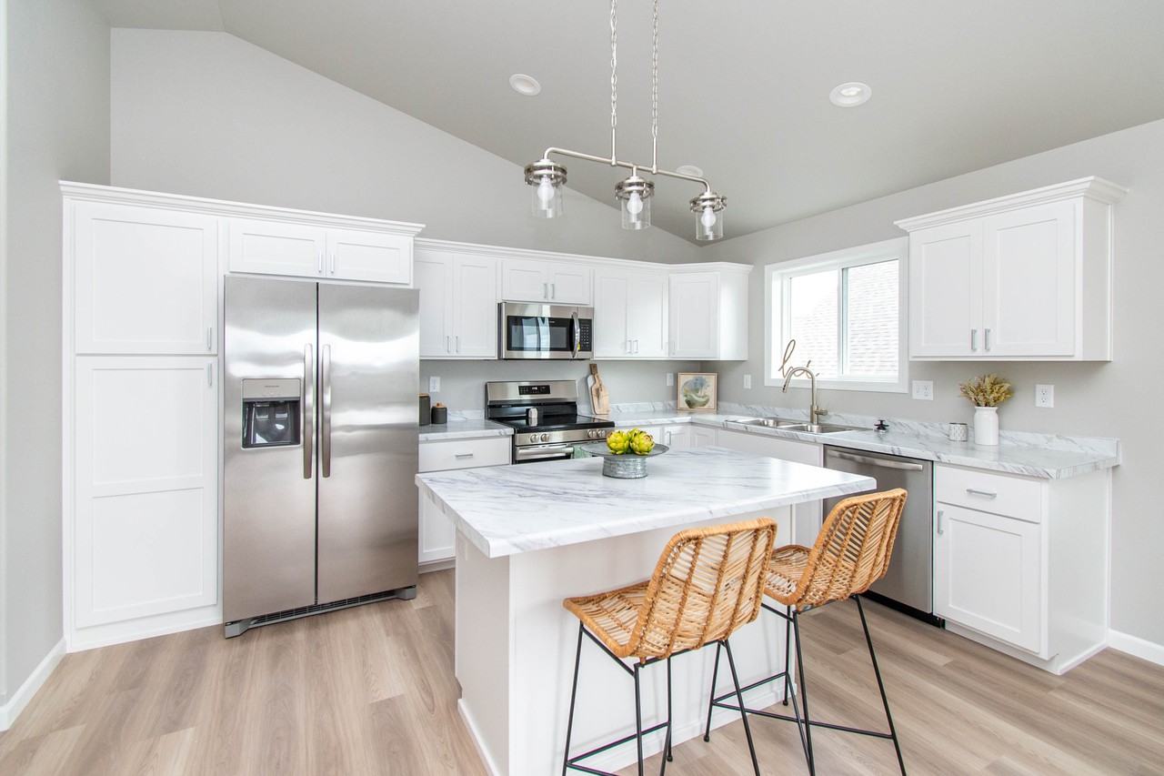 1736 18th Street North #1 - Photo 3 of 9