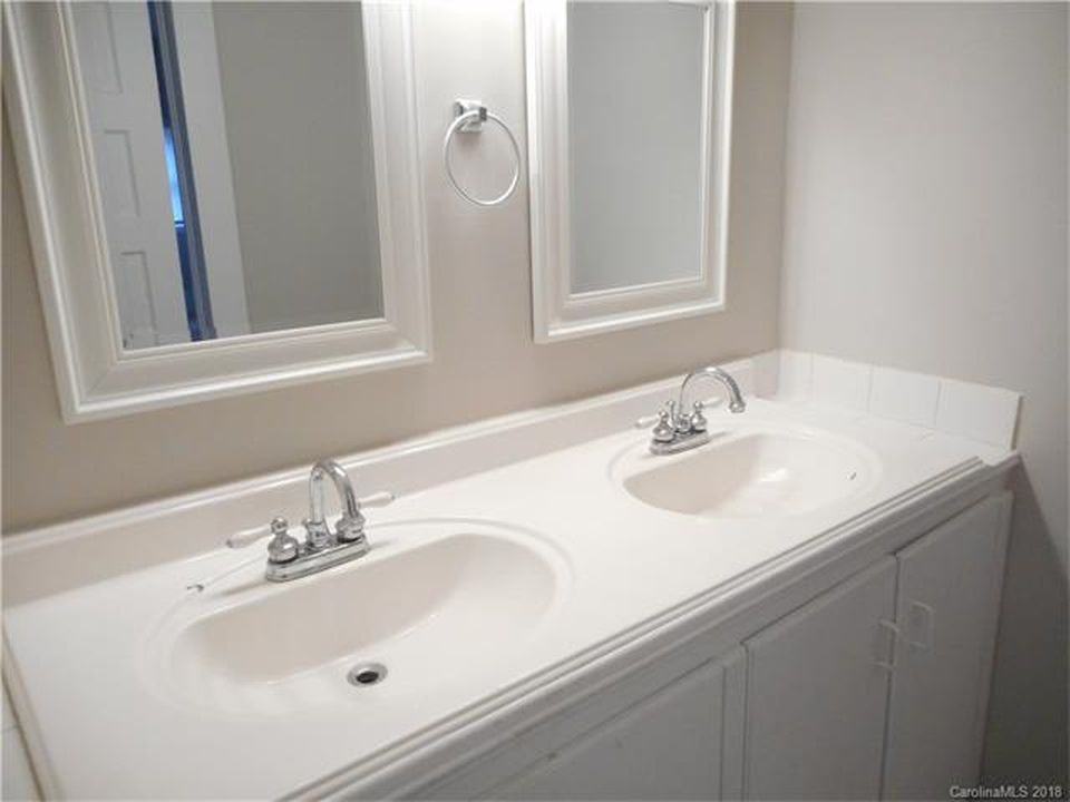 172 Cabarrus Avenue East #A - Photo 5 of 6