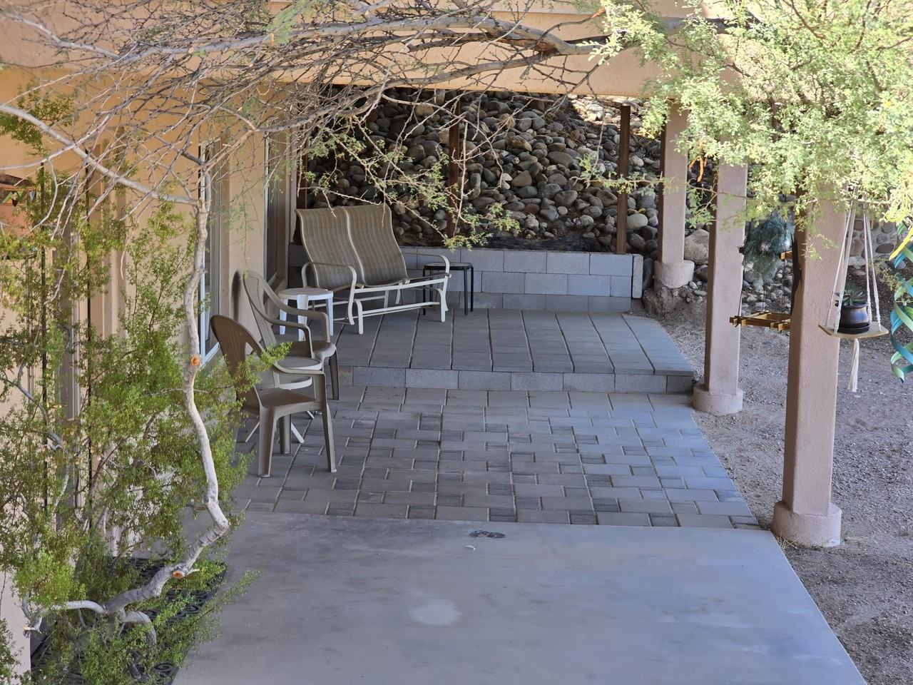 1290 West Cherokee Lane #1 - Photo 4 of 9