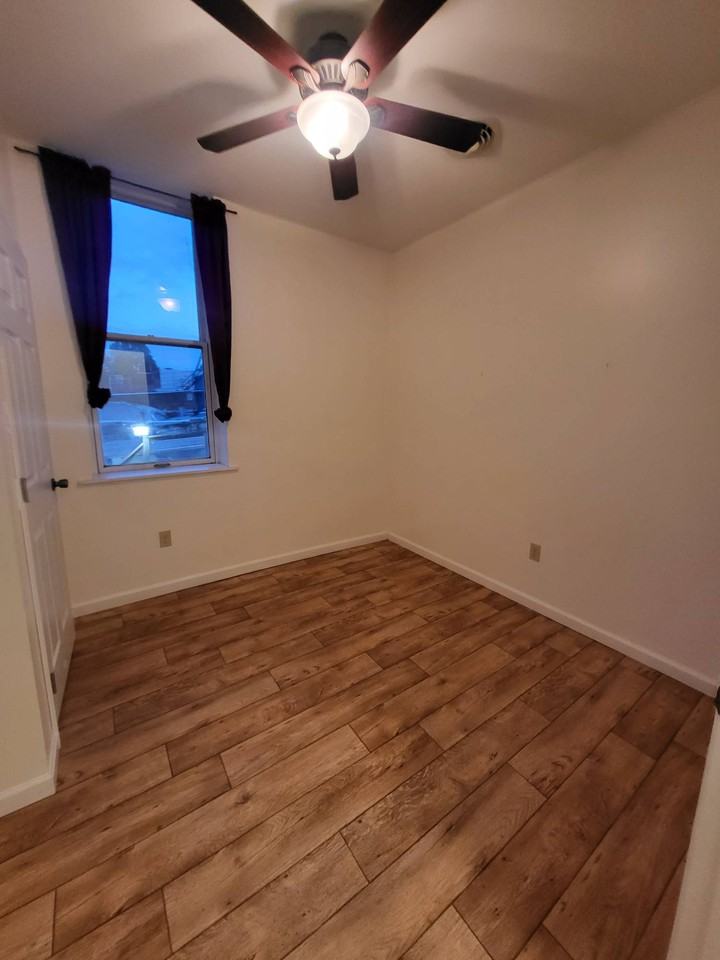 1 S Main St #3 - Photo 6 of 9