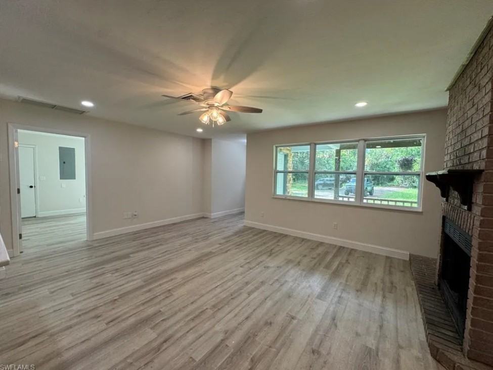 221 18th Avenue Northwest #1 - Photo 7 of 22