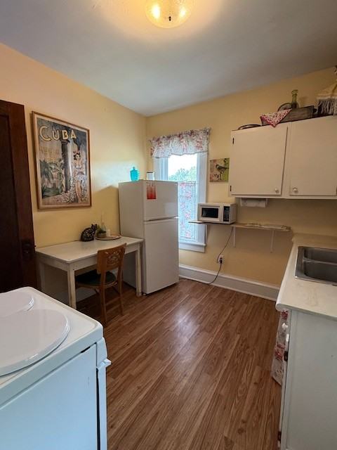 843 S Washington St #2 - Photo 5 of 18