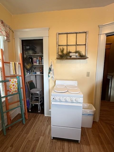 843 S Washington St #2 - Photo 7 of 18