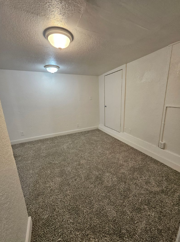 719 6th Street #4 - Photo 5 of 5