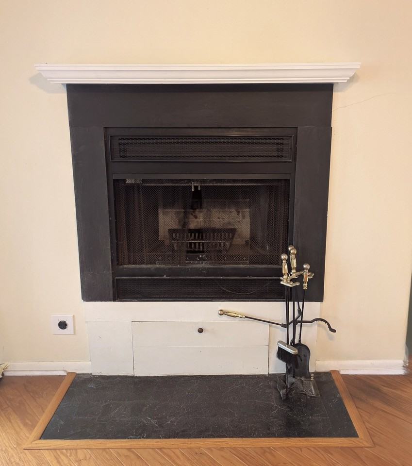 1326 W Ocean View Ave #H - Photo 5 of 10