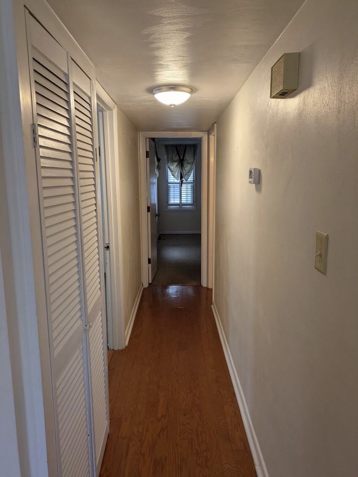 1326 W Ocean View Ave #H - Photo 7 of 10