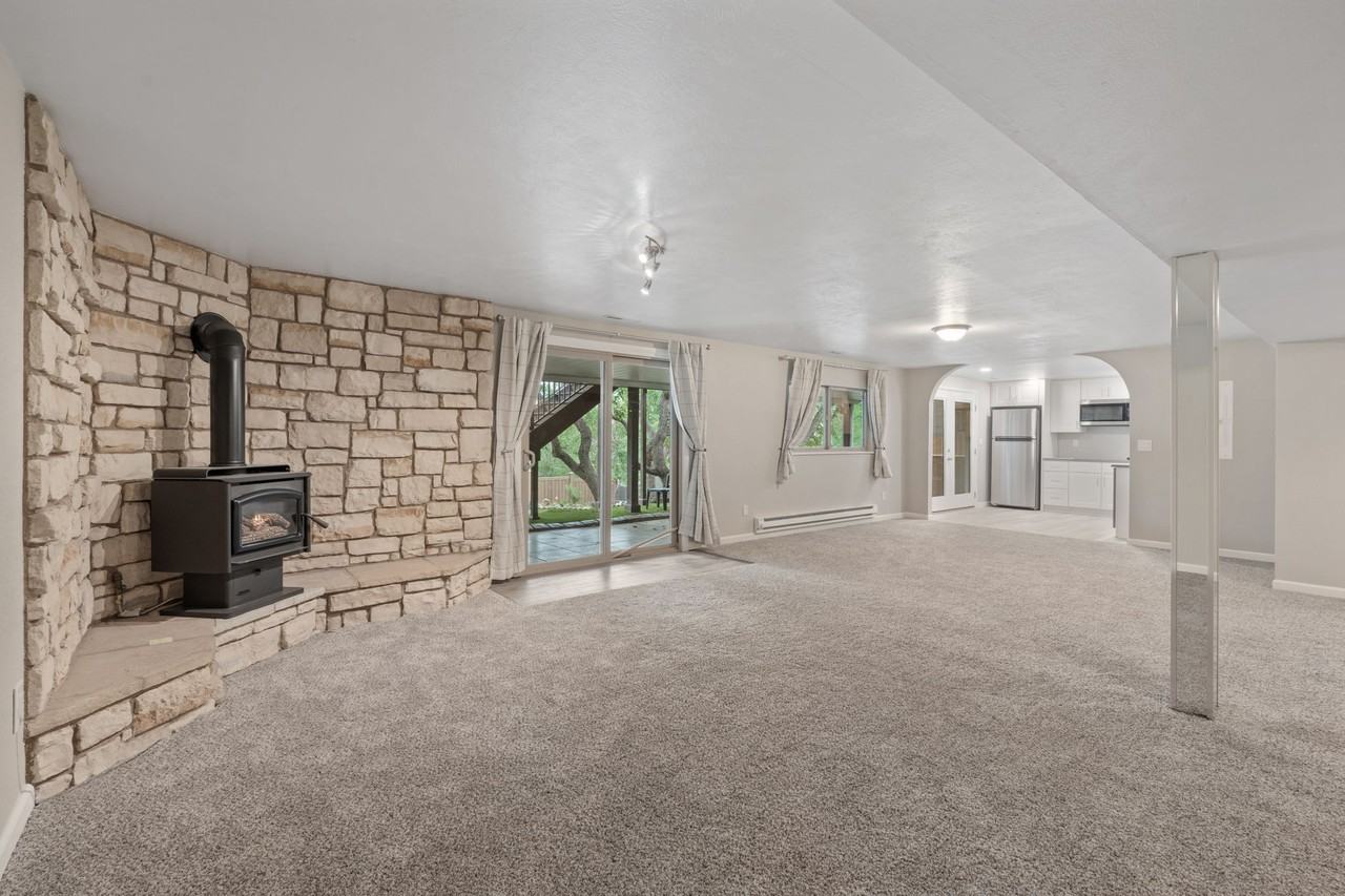 4875 Garden Trl #1 - Photo 6 of 10