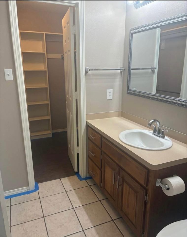 4900 Saint Andrews Way #4900 - Photo 4 of 10