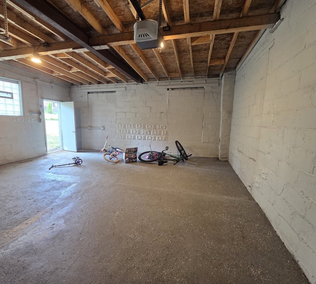 5623 Cox Avenue - Photo 4 of 10