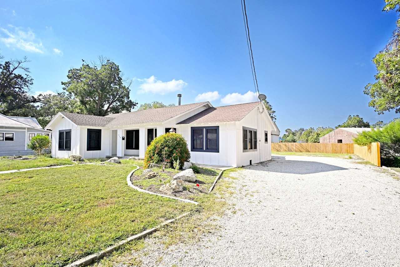 456 Magazine Avenue #1 - Photo 2 of 50