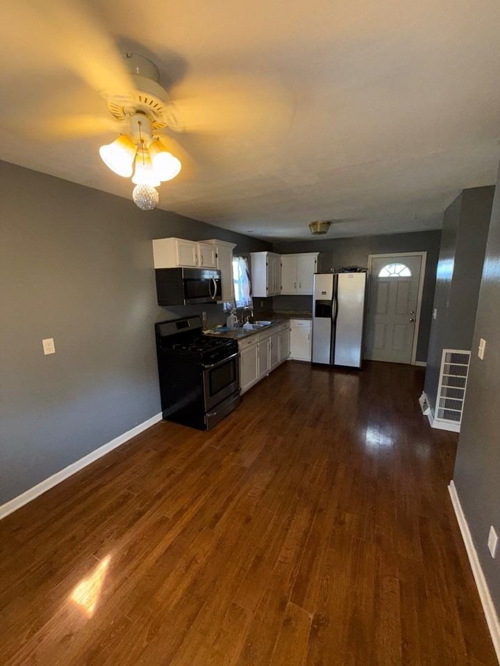 1722 Nixon Court #1 - Photo 3 of 10