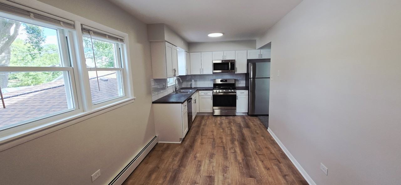 4848 83rd Street #1N - Photo 3 of 17