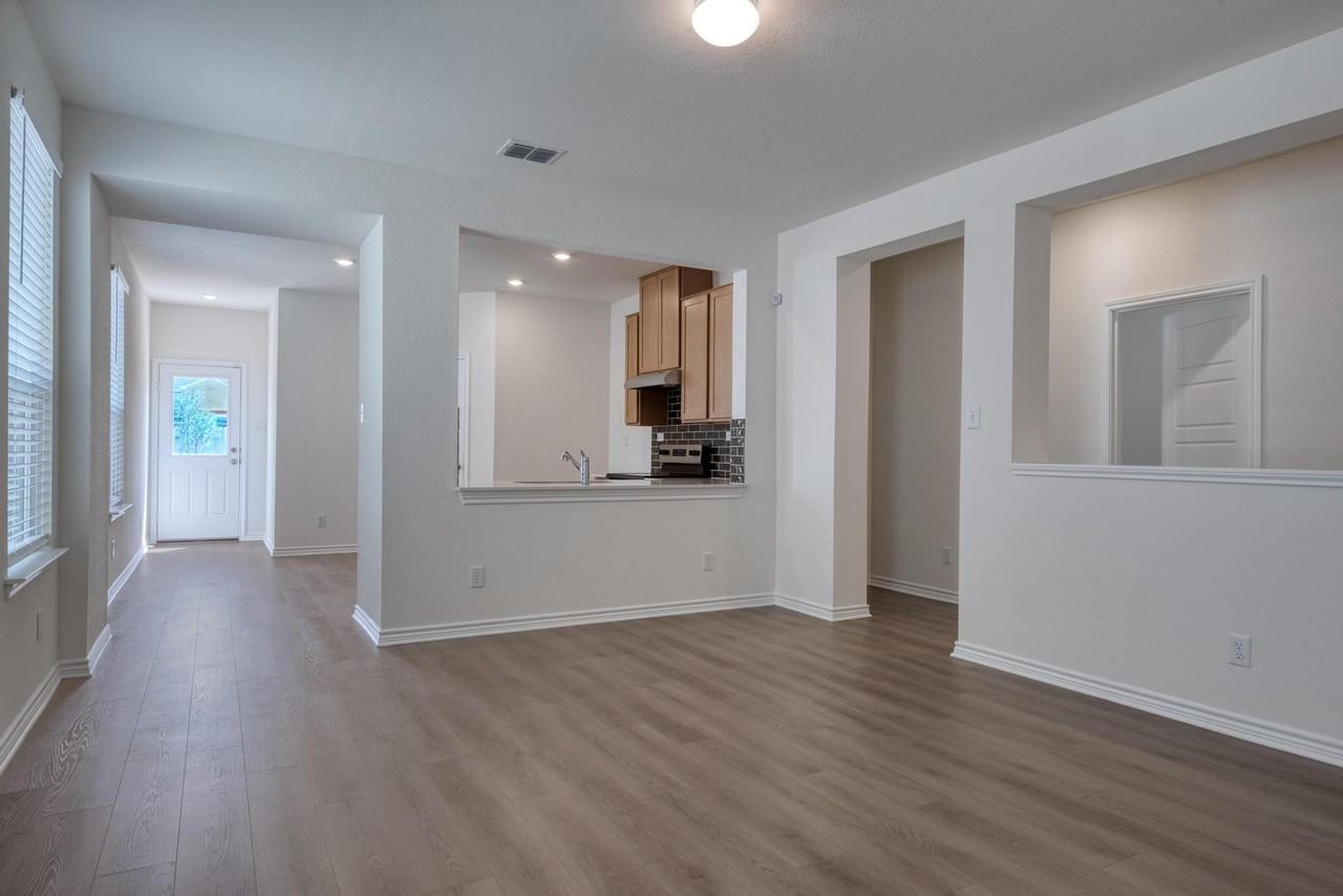 9518 Hinterlands Drive #1 - Photo 4 of 11