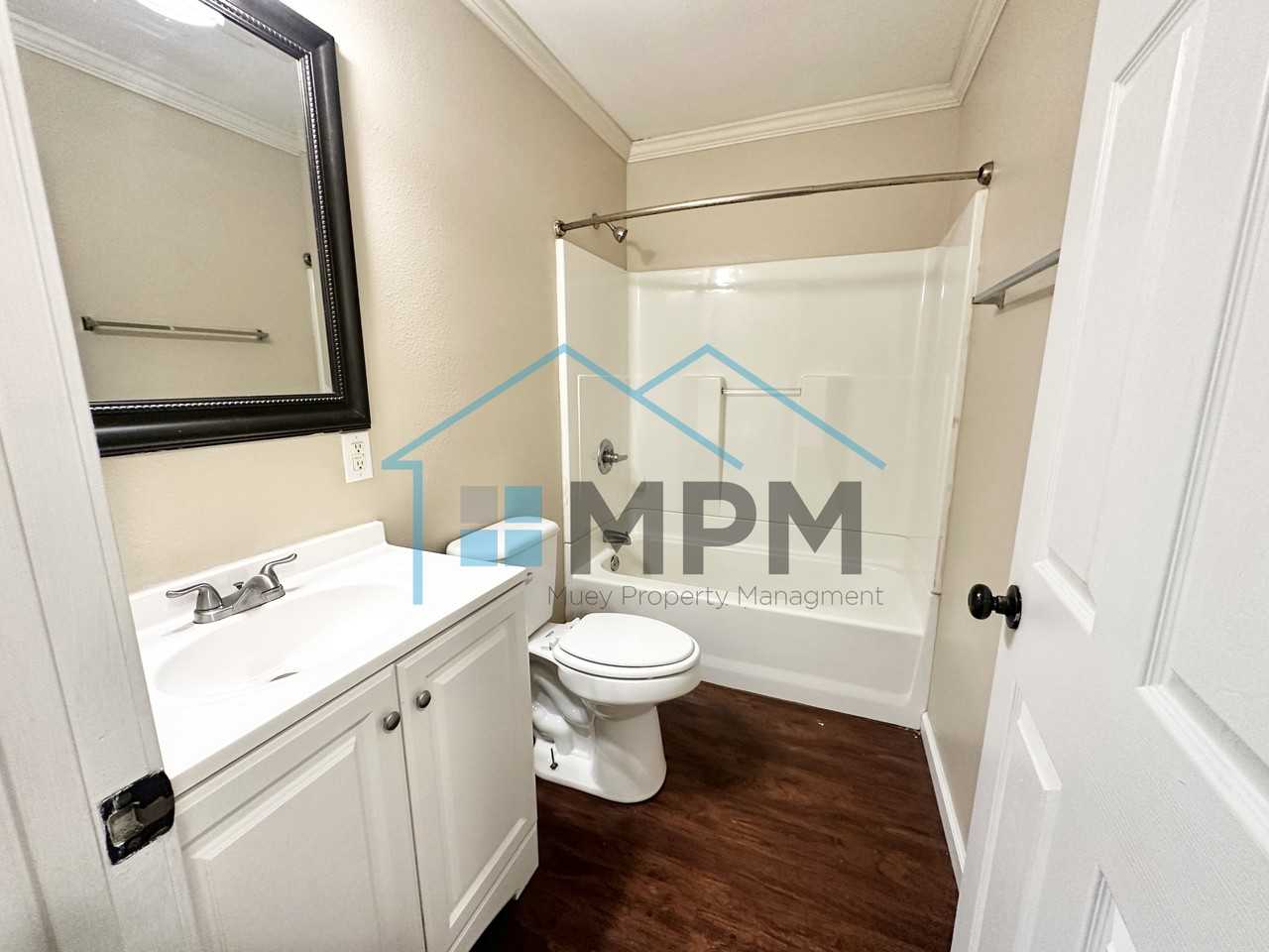 1121 Tulane Avenue #1 - Photo 7 of 12