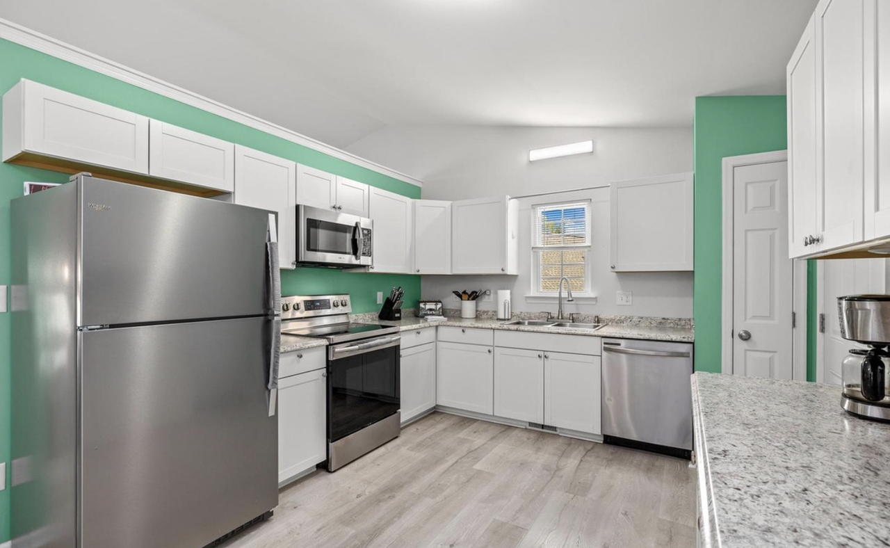 5403 Veld Ct #4 - Photo 5 of 6