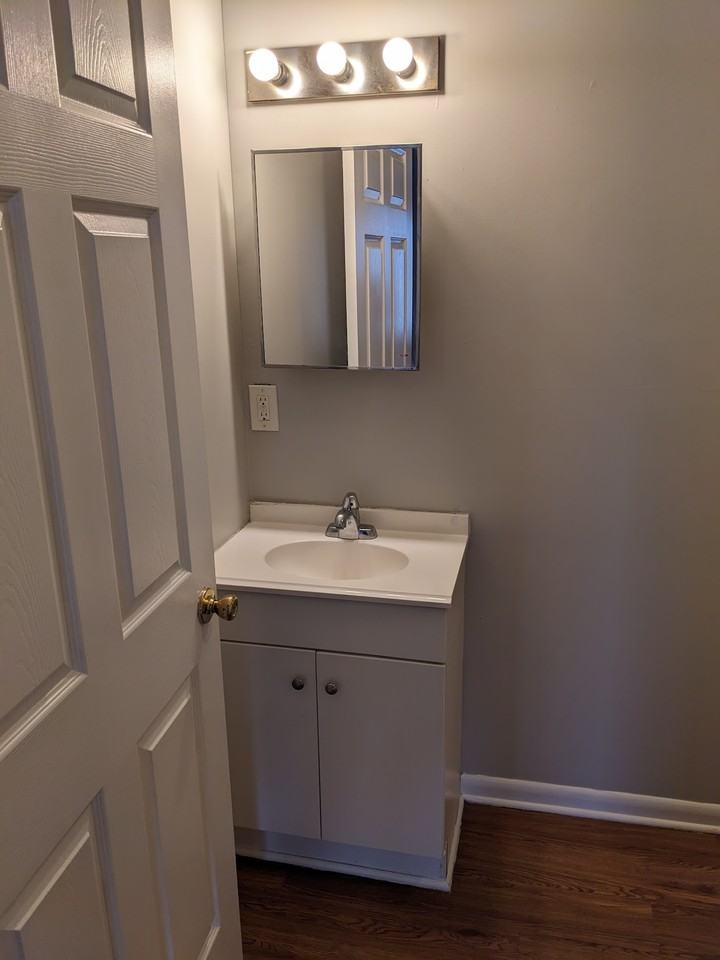 60 Bellview Avenue #60-3 - Photo 5 of 6