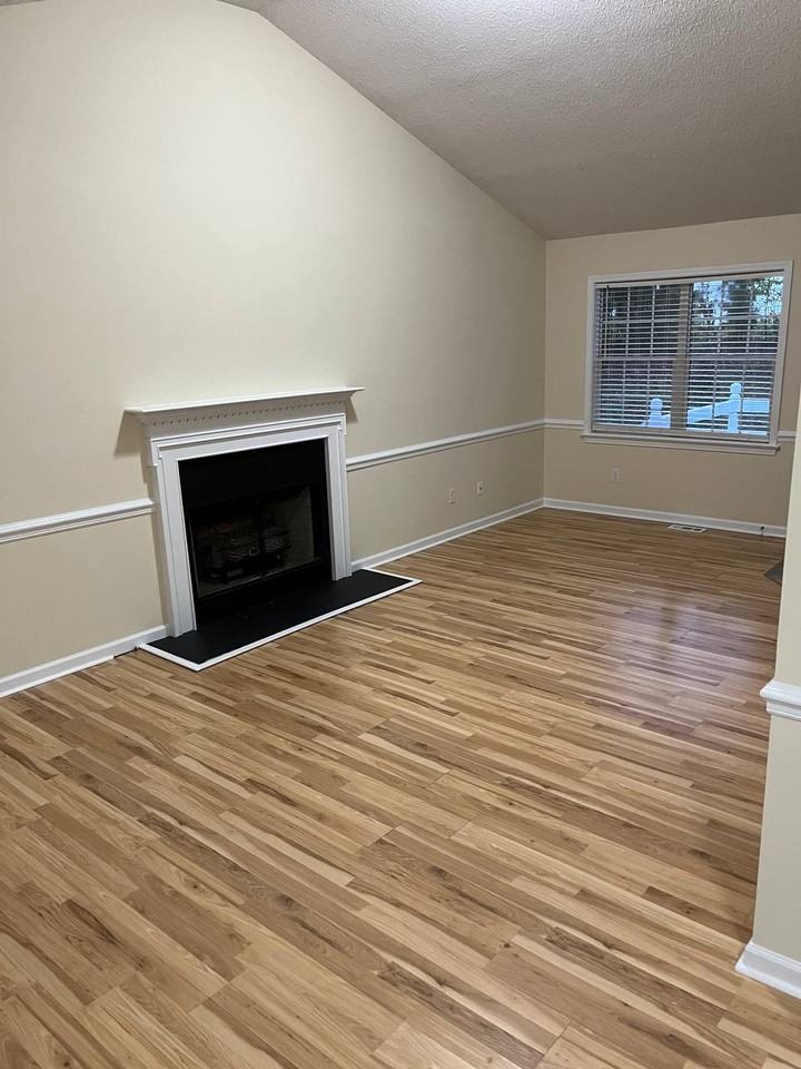 113 Cherrington Court #1 - Photo 3 of 7