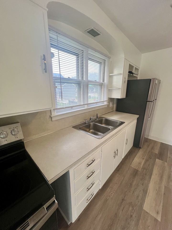 2861 2861 Horseshoe Pike #REAR - Photo 3 of 20