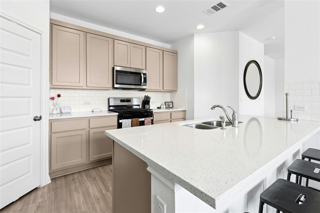 6815 Tiznow Place #1 - Photo 4 of 20