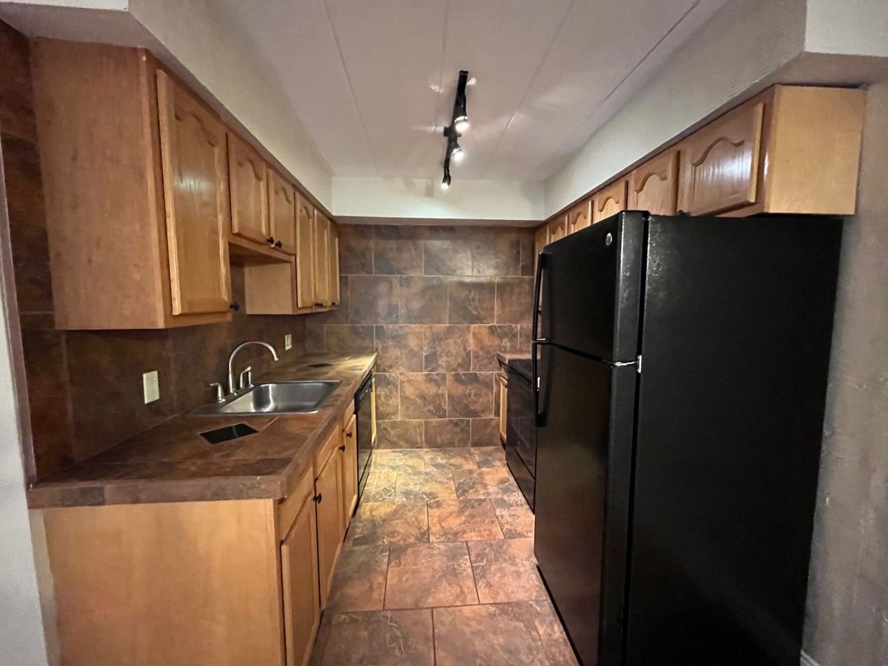 151 Robinson Street #2026 - Photo 6 of 24