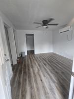 featured image of 553 Barrett Pl #B