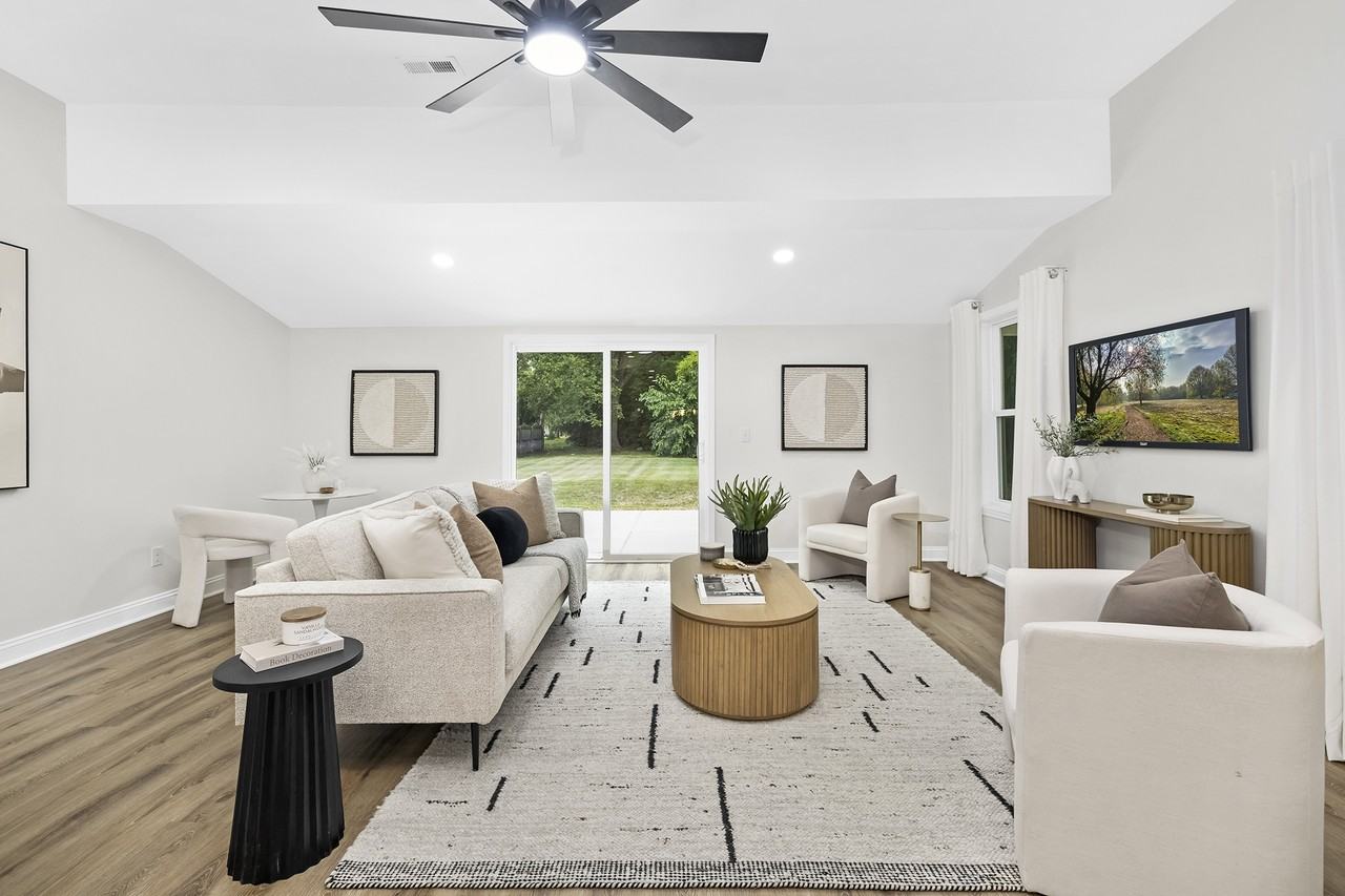 316 W 14th St #1 - Photo 5 of 38