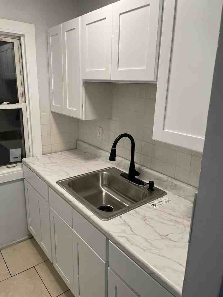 48 Miller St #1 - Photo 2 of 7