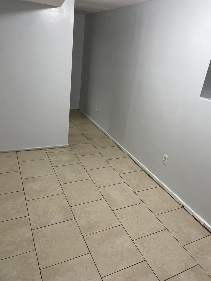 48 Miller St #1 - Photo 6 of 7