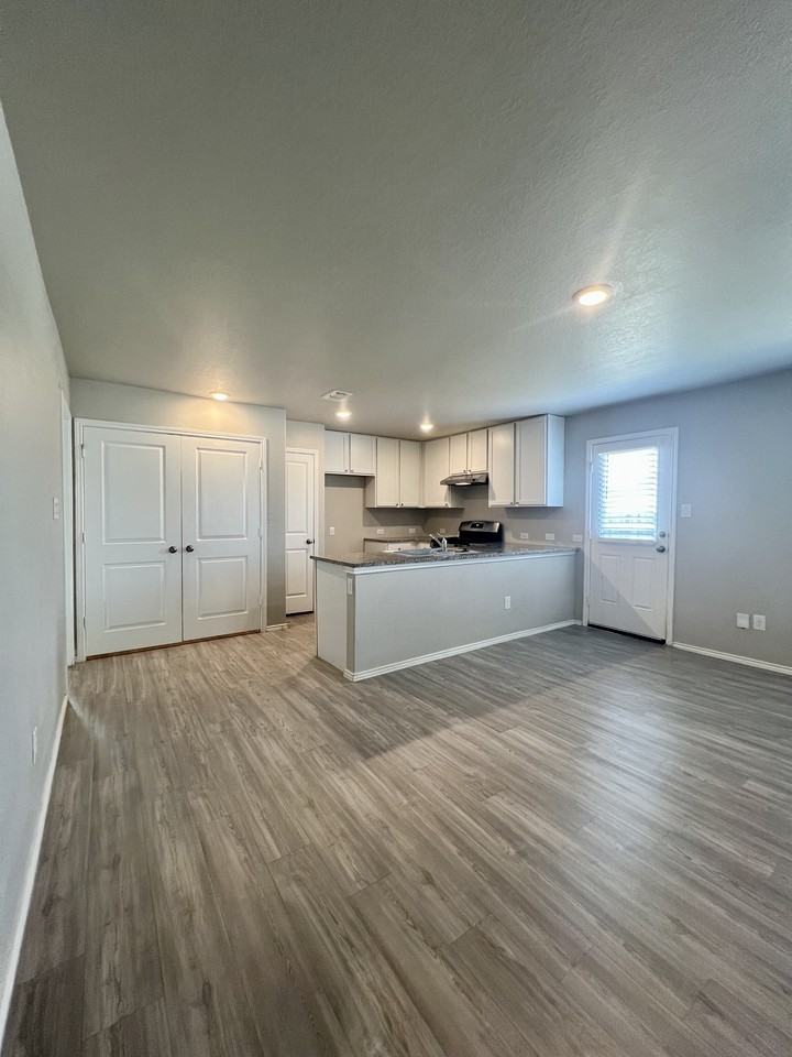 8526 Rose Tanager #1 - Photo 5 of 41