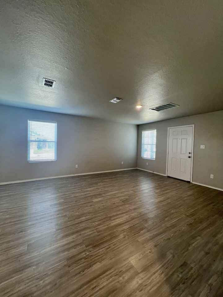 8526 Rose Tanager #1 - Photo 6 of 41