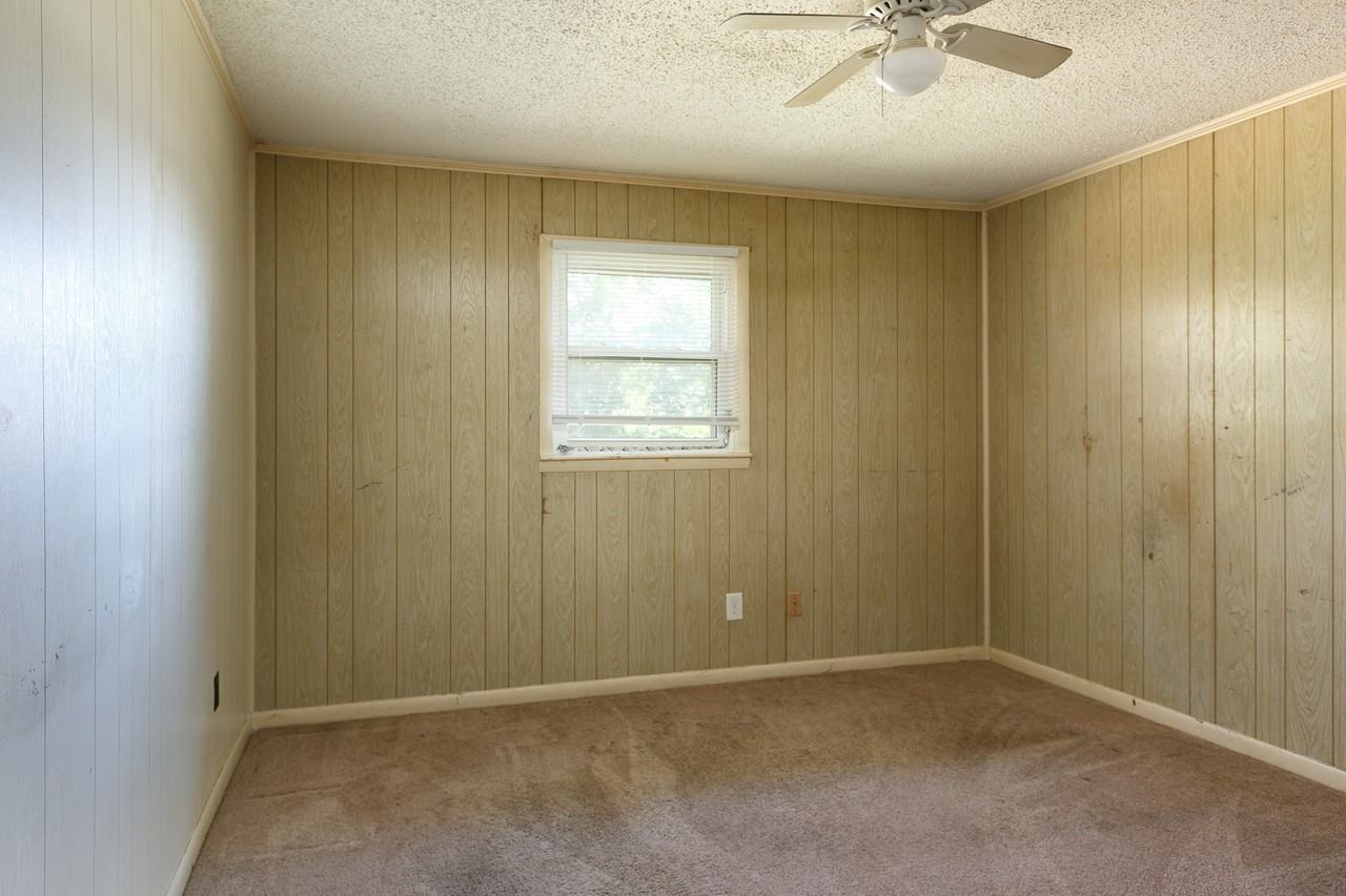 1049 Rulnick Street #1 - Photo 7 of 8