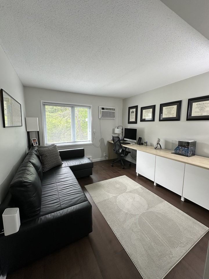 115 Brook Holw #115 - Photo 7 of 13