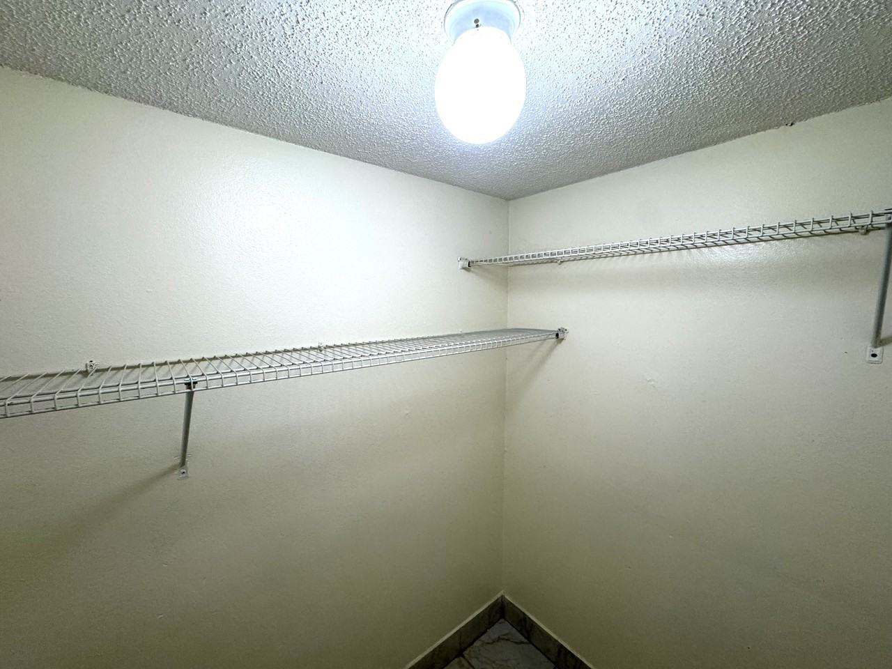 1932 Lake Atrium Circle #67 - Photo 7 of 25