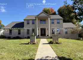 featured image of 3121 Squire Court #1