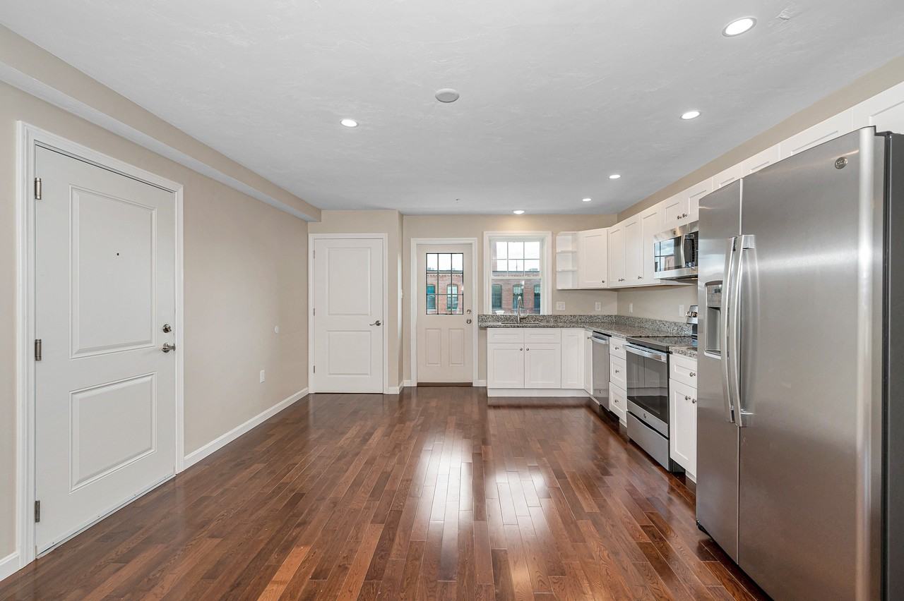 65 Princeton Street #532 - Photo 6 of 30