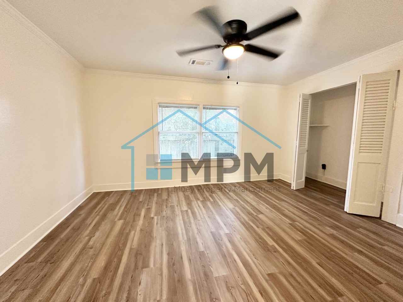 1403 North 8th Street #1 - Photo 5 of 9