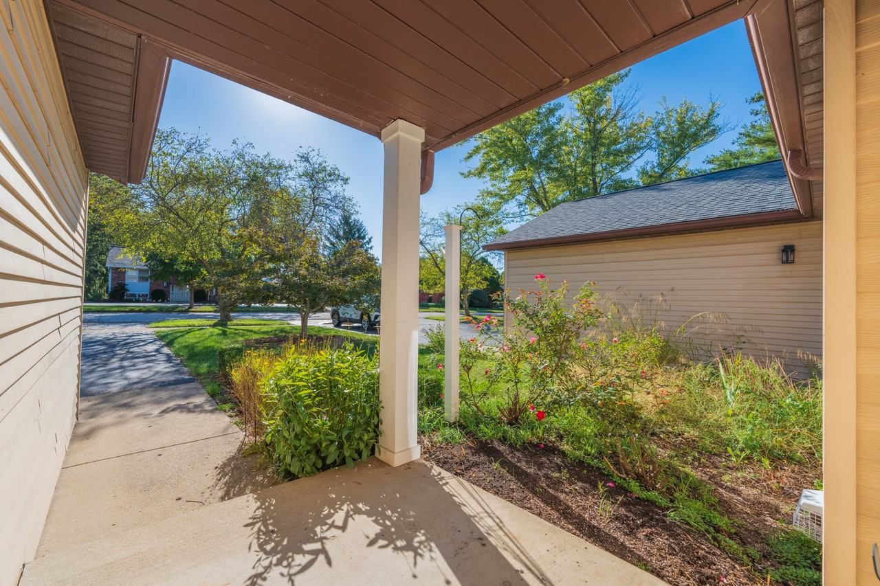 657 East Heather Drive #1 - Photo 2 of 10