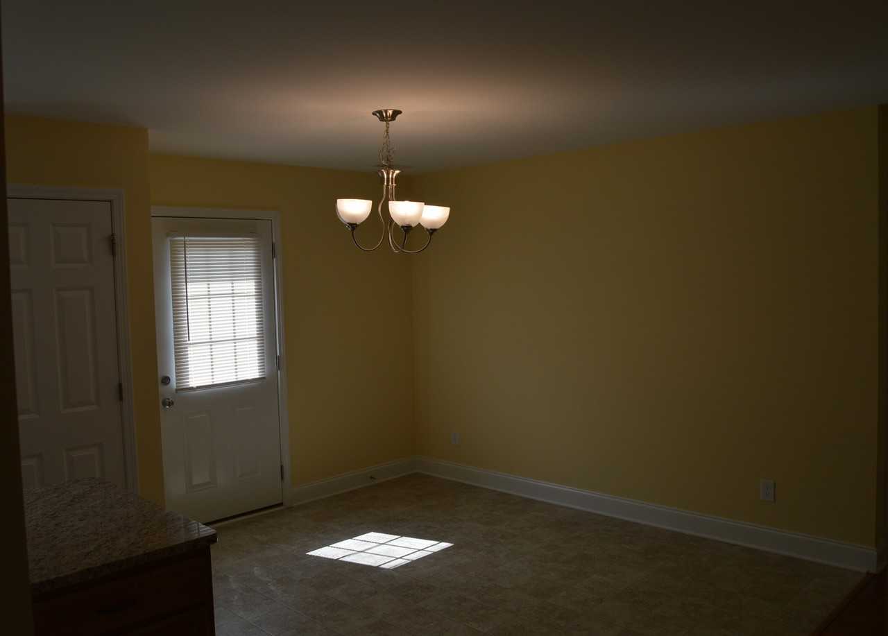 132 Springfield Rd #1 - Photo 3 of 17
