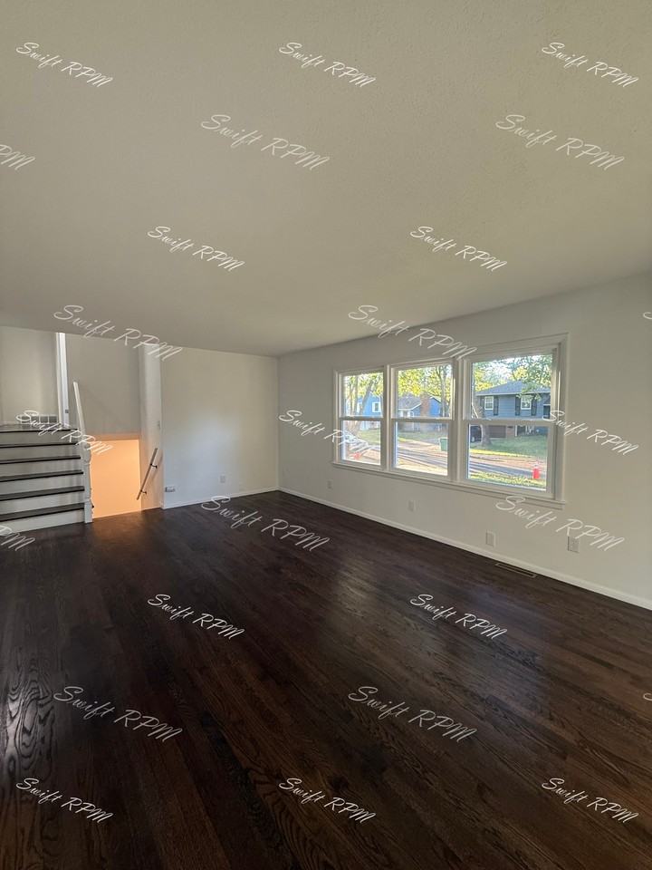 6302 E 120th Ter #1 - Photo 3 of 20