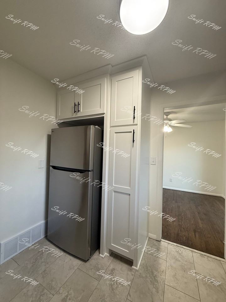 6302 E 120th Ter #1 - Photo 7 of 20