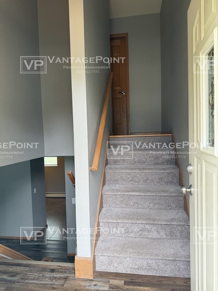 1626 N Helen St #1626 - Photo 2 of 20