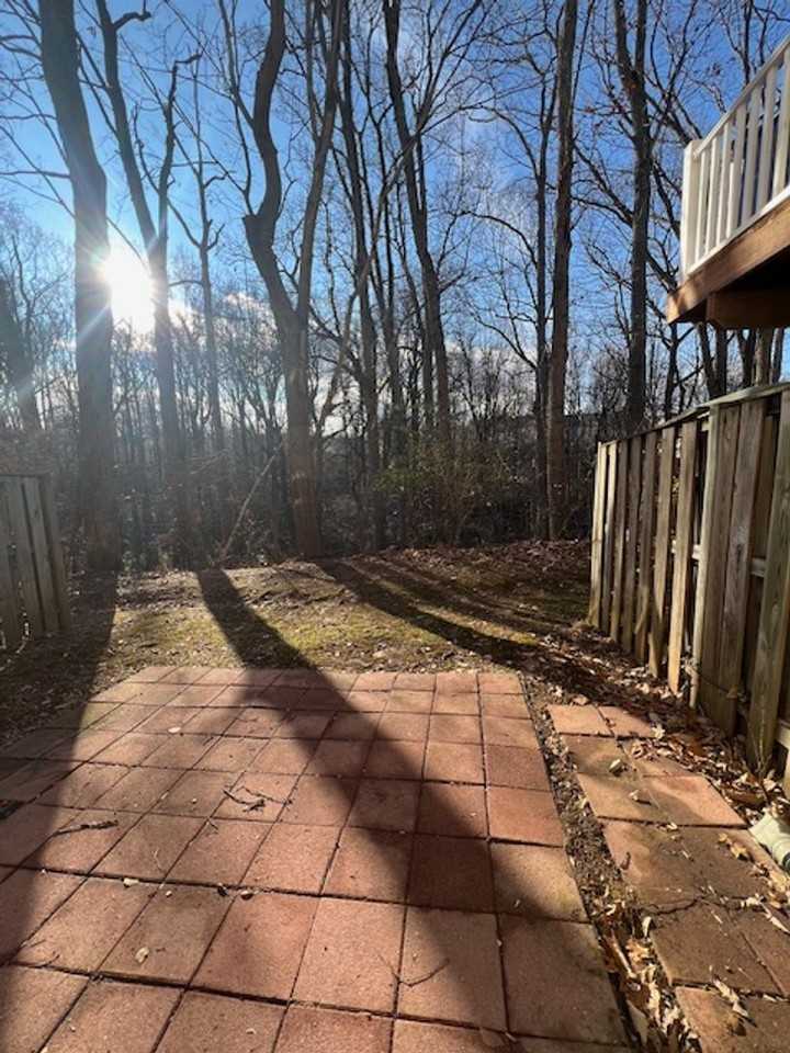 18704 Harmony Woods Ln - Photo 2 of 25