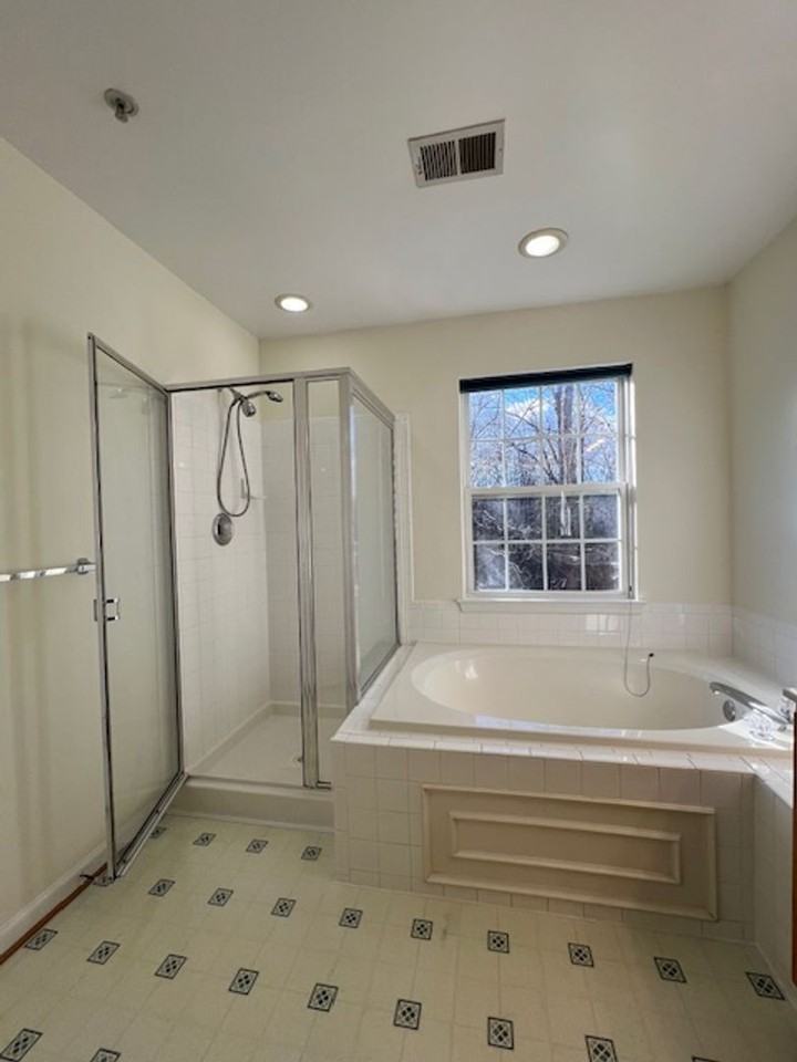 18704 Harmony Woods Ln - Photo 7 of 25