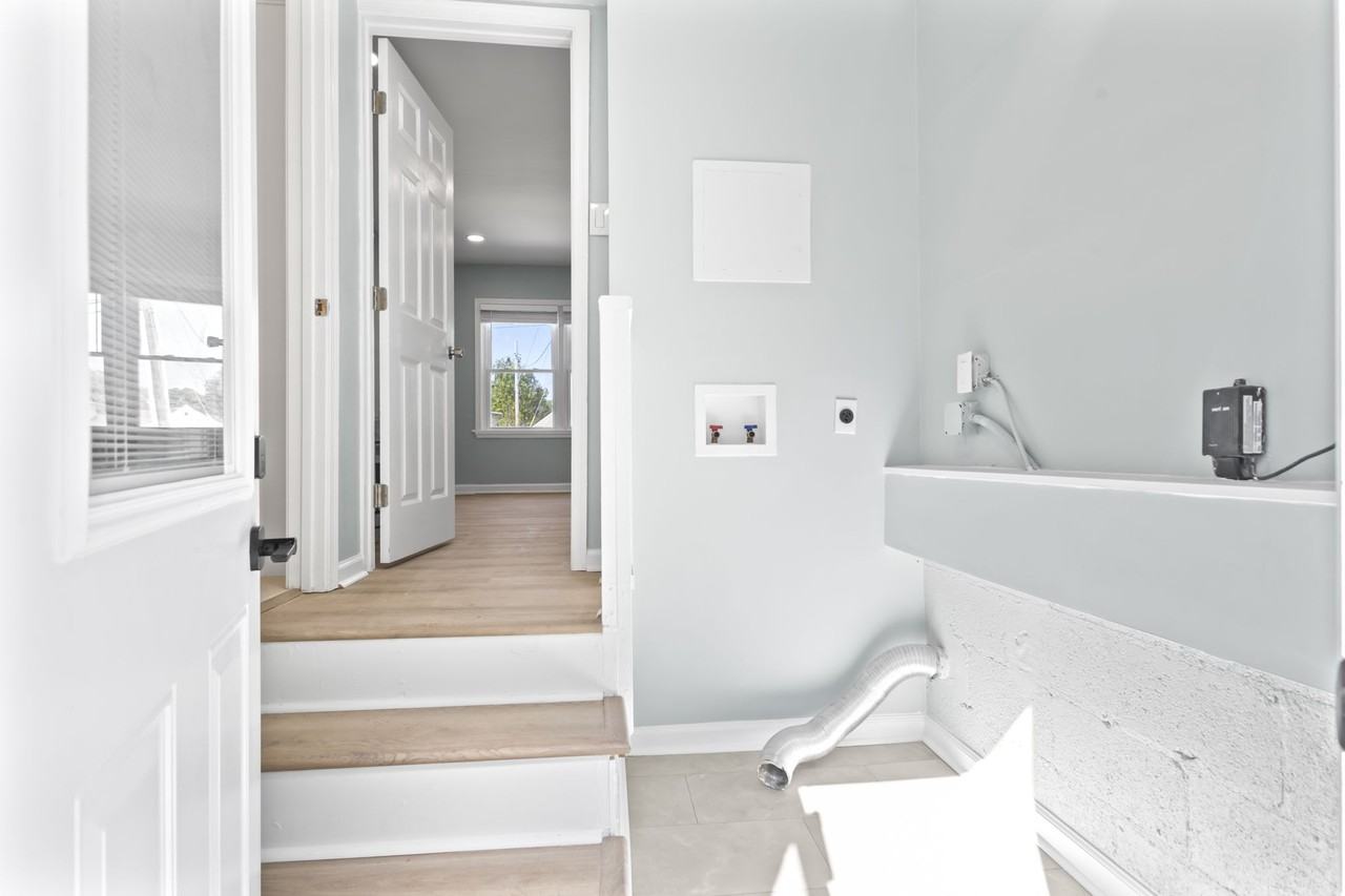 102 Cynthia Drive #1 - Photo 7 of 15